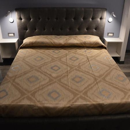 Apartament Luxury Bellevue Centro Citta Pescara Zewnętrze zdjęcie
